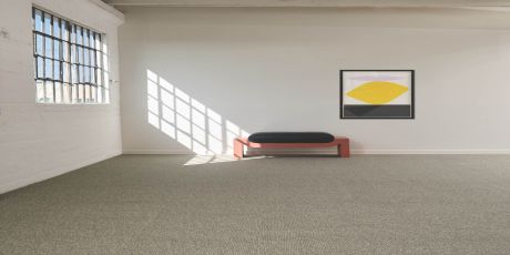 6AFDT4-400074-24inch-Monolithic-Office1